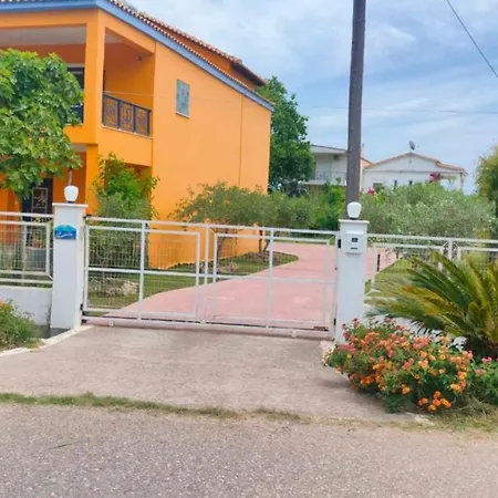 Luxury In Front Of The Sea Near Olympia Apartamento Katakolo