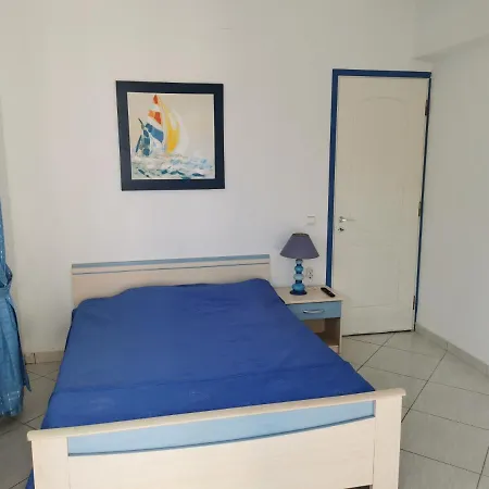 Apartment Luxury In Front Of The Sea Near Olympia