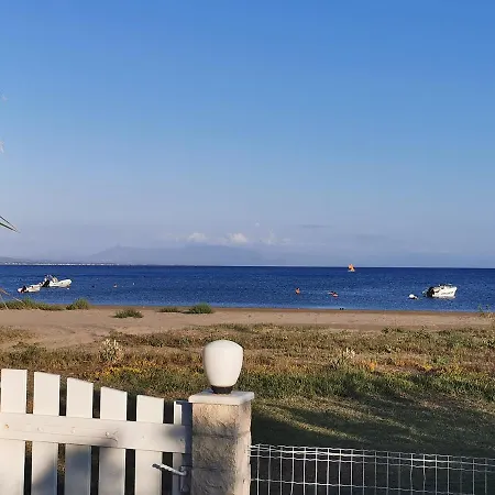 Luxury In Front Of The Sea Near Olympia كاتاكولو